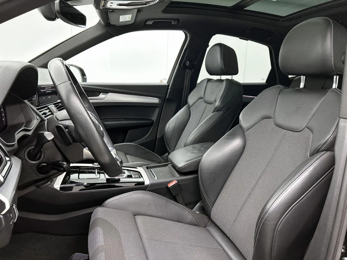 50 TFSI e S edition 299 PK | S-line | Panoramadak | Camera | Cruise Control | Apple Carplay | Android Auto | Stoelverwarming | Climate Control | Lichtmetalen velgen | Trekhaak |