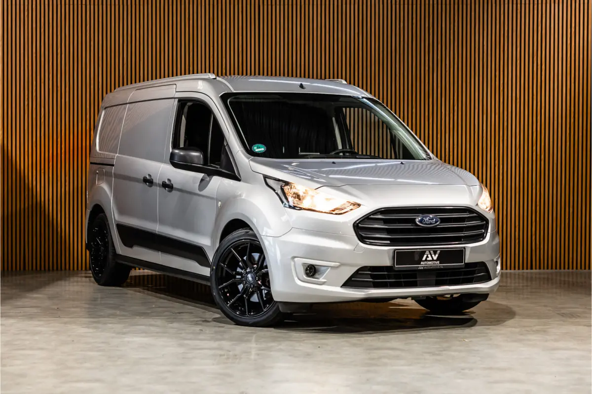 1.0 Ecoboost L2 | BPM Vrij | 3-Zitter | Navigatie | CarPlay | Camera | Stoelverwarming | Airco | MF Stuur | Dealer onderhouden | Nieuwe APK