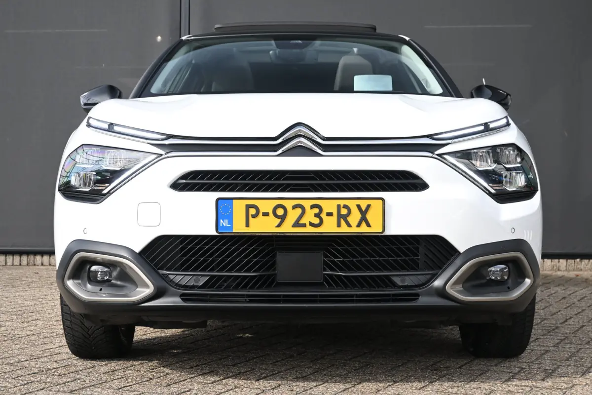 Shine 50kWh 89,3%SOH! 3 Fase | Schuif-/Kanteldak | Navigatie | HUD | Achteruitrijcamera | Apple Carplay & Android Auto | !!