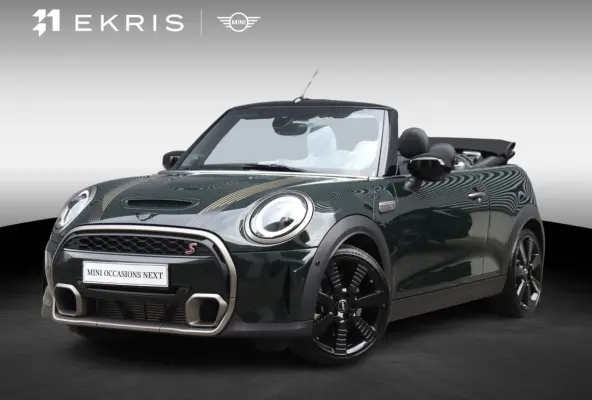 S | Resolute Edition + Camera + Head-Up + Sportstoelen + Harman Kardon + Apple Carplay + Comfort Access + Verwarmbare Voorstoelen + 18'' Pulse Spoke Zwart