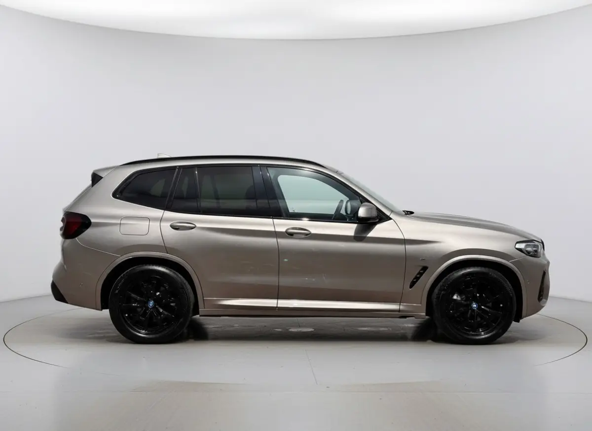 High Executive 80 kWh - SOH96% - M-Sport - Panorama