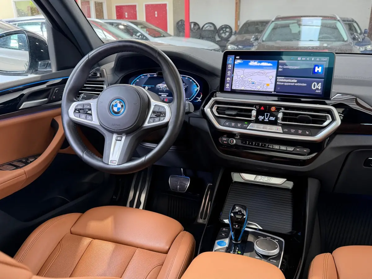 High Executive 80 kWh - SOH96% - M-Sport - Panorama