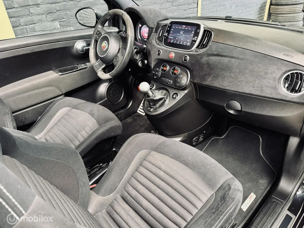 595C Fiat Abarth Competizione 595C|Abarth body kit|Sabelt| Alcantara|