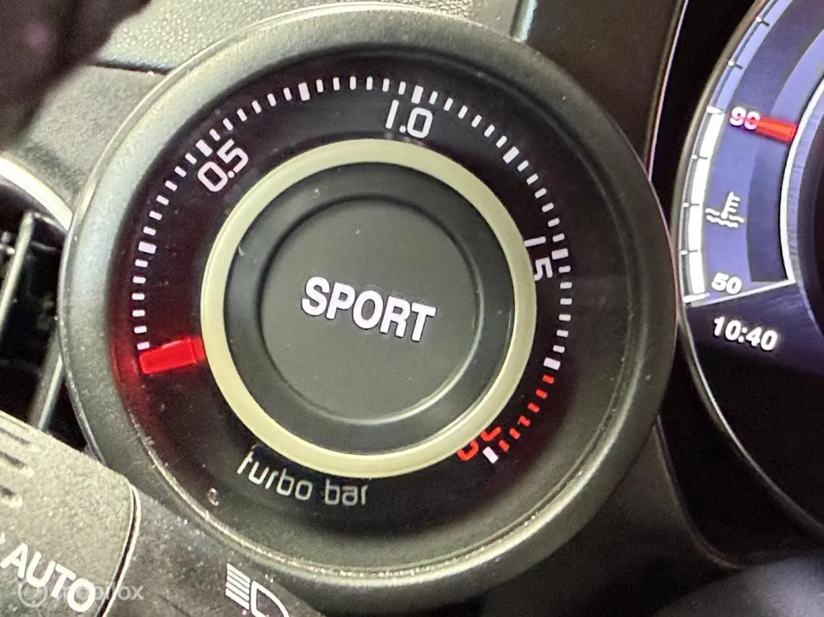 595C Fiat Abarth Competizione 595C|Abarth body kit|Sabelt| Alcantara|