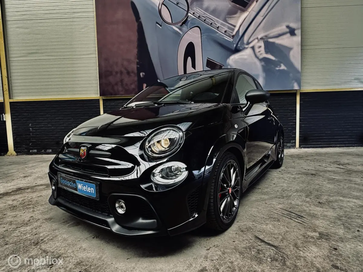 595C Fiat Abarth Competizione 595C|Abarth body kit|Sabelt| Alcantara|