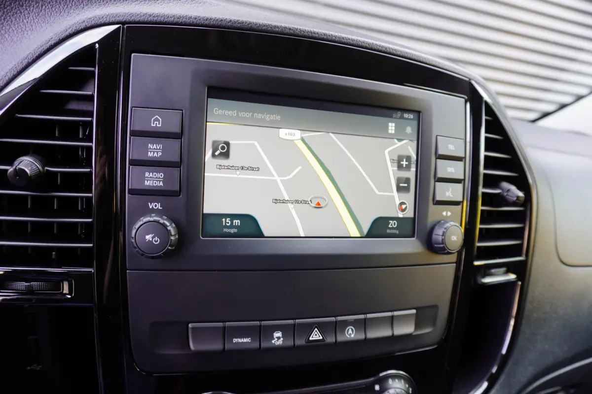 114 CDI 136pk Automaat Lang L2 Trekhaak Apple Carplay Camera Navi Stoelverwarming ACC Cruise control