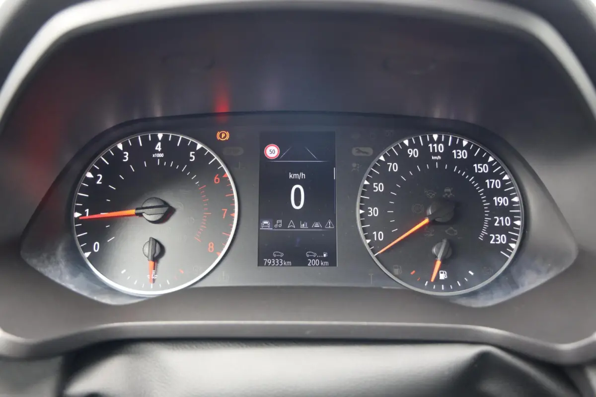 1.0 TCe 90 Business Zen|Navi|Apple carplay/android auto|Cruise control|