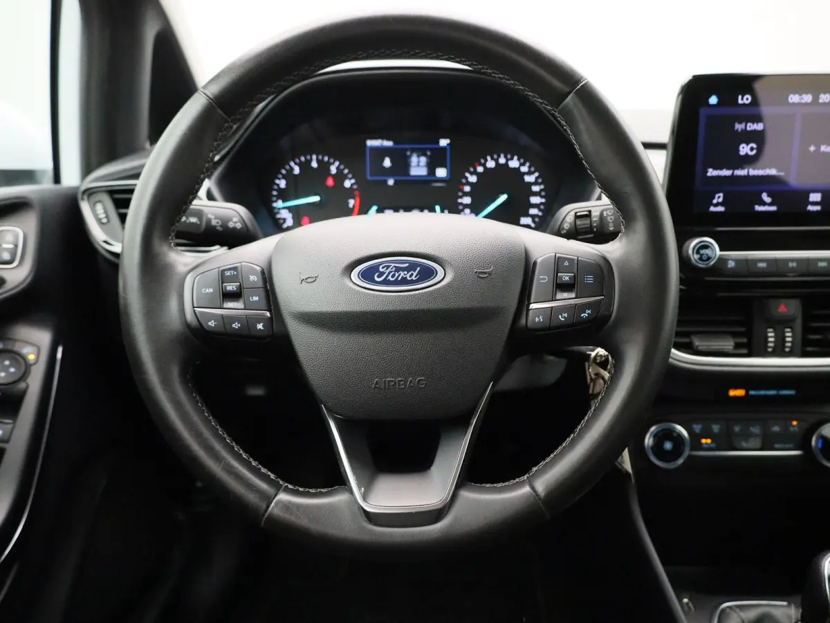 1.0 EcoBoost Hybrid Titanium Airco | Cruise control | Apple carplay