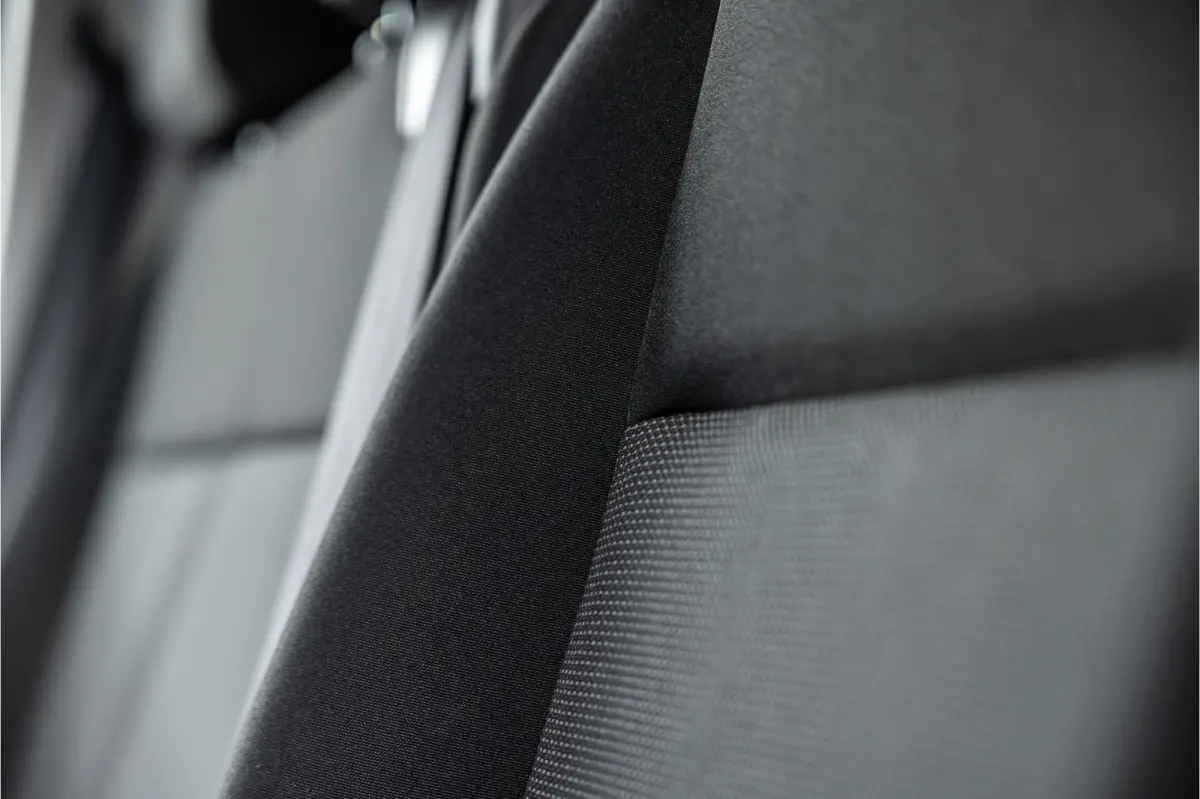 2.0 BlueHDi L3 DC | Dubbel cabine | Automaat | 6-Zitter | Navigatie | Camera | CarPlay | Dodehoek detector | Imperiaal | Trekhaak | F1 Flippers | Airco | BPM Vrij | Dealer onderhouden | Nieu