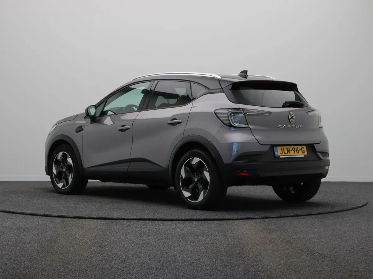 TCe 90pk techno | Harman Kardon | Stoel en stuurverwarming | Achteruitrijcamera | Navigatie | Digitaal Dashboard |