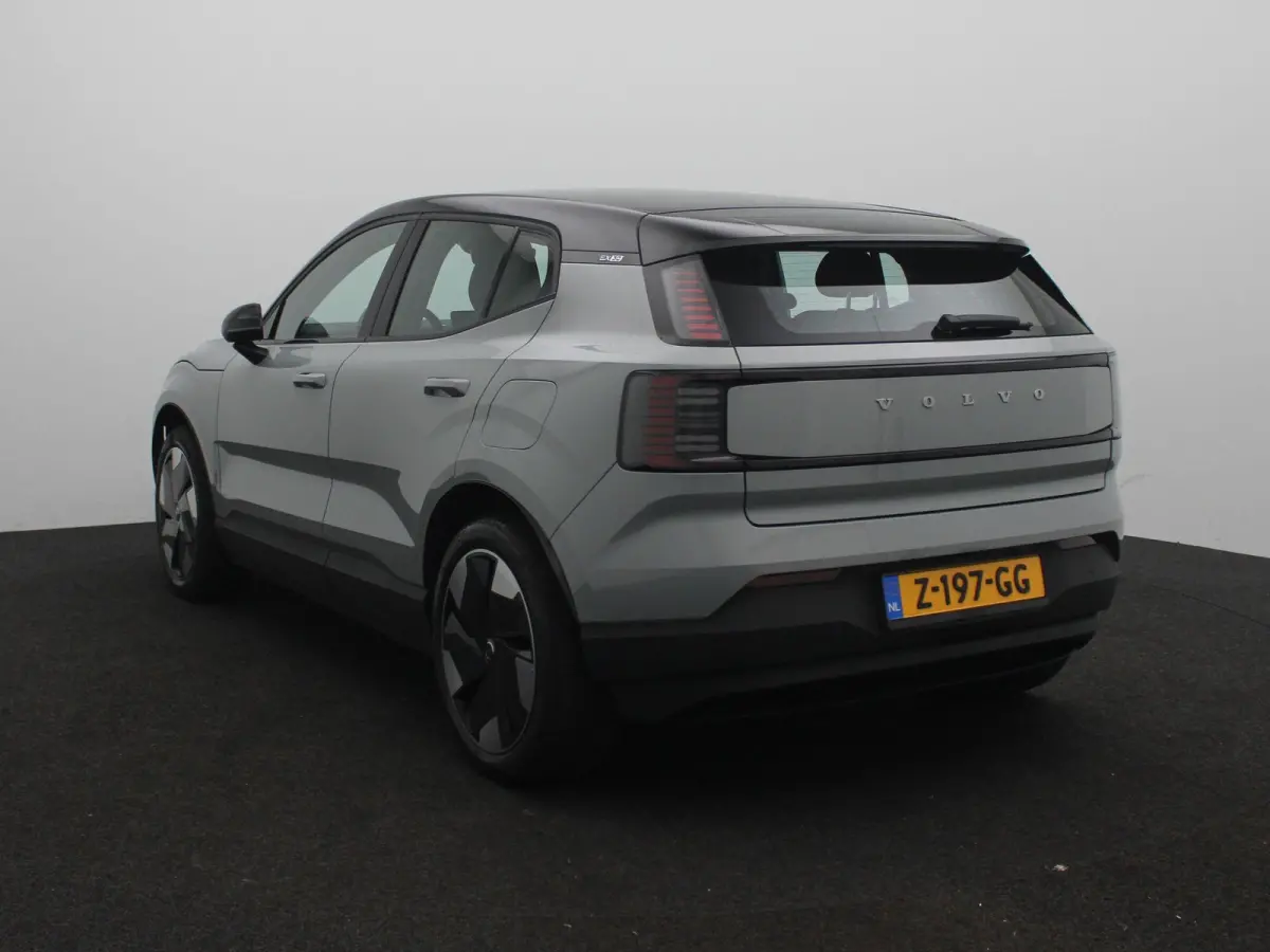 Single Motor Extended Range Plus 69 kWh | Apple Carplay/Android Auto | Achteruitrijcamera | Stoelverwarming |