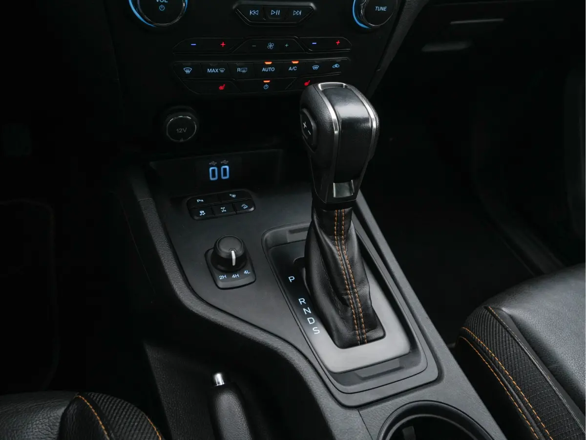 2.0 EcoBlue Wildtrak Supercab AWD Aut. *FULL-LED | LEATHER-ALCANTARA | ADAPTIVE-CRUISE | HEATED-COMFORTSEATS | CAMERA | KEYLESS | NAVI-FULLMAP | PRIVACY-GLASS | DAB+ | ECC | PDC | CRUISE | T