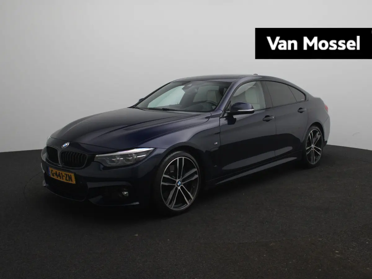 420i High Executive Edition | Automaat | Head-Up Display | Achteruitrijcamera | Lederen Bekleding | Lichtmetalen Velgen |