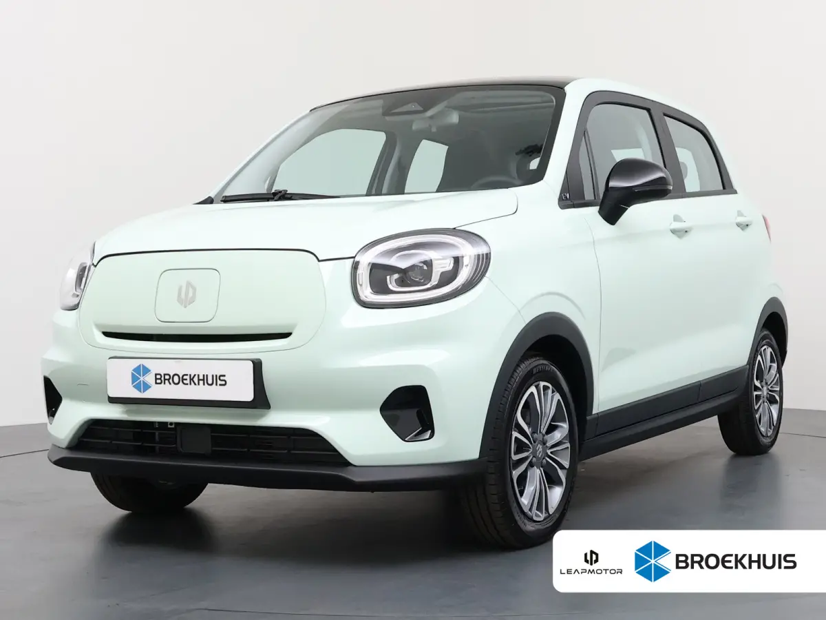 Design 37.3 kWh | €2500,- korting !! | Vanaf €259,- Private Lease per maand !  | Achteruitrijcamera | Cruise control adaptief | Dodehoek detectie
