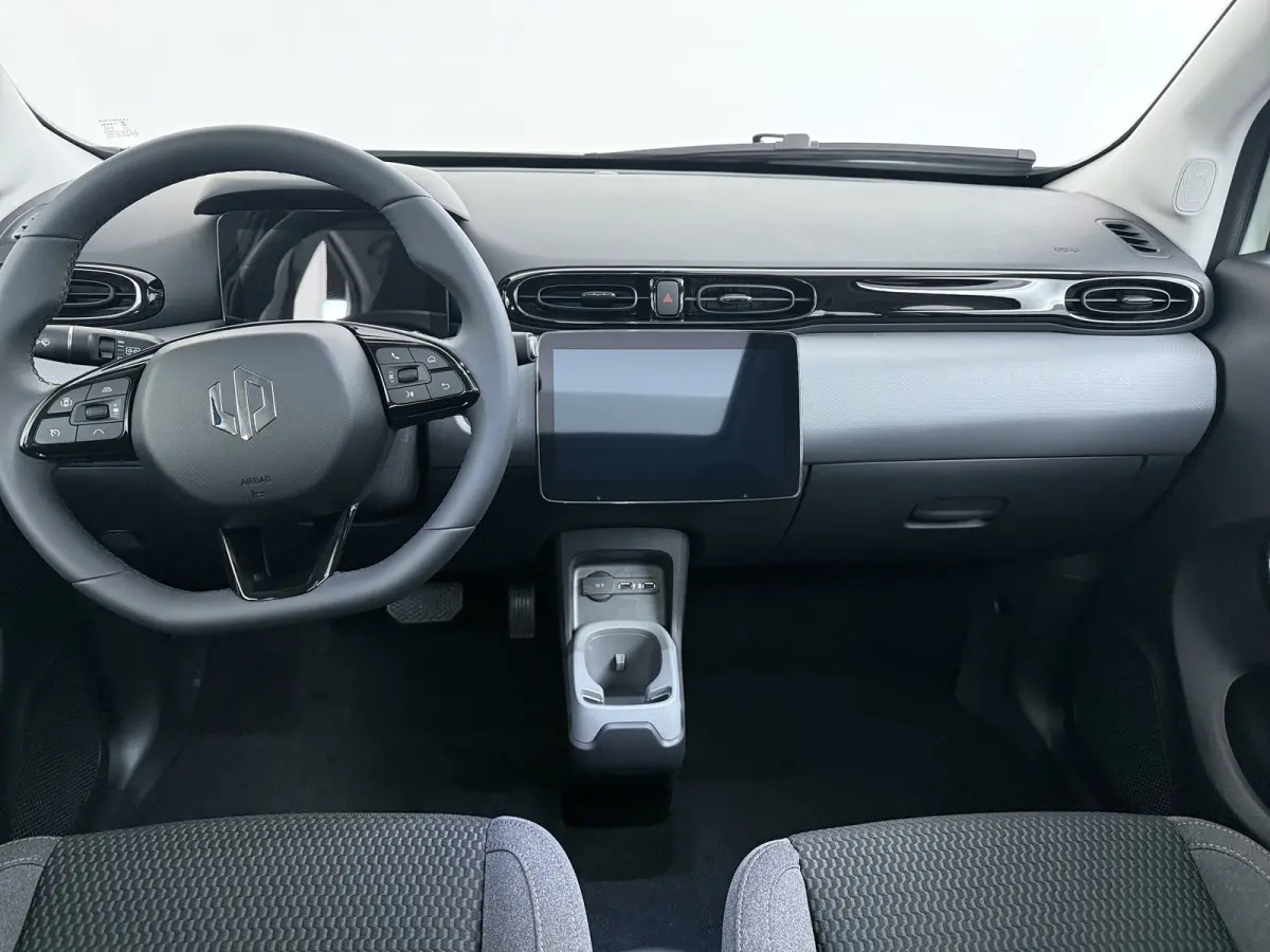 Design 37.3 kWh | €2500,- korting !! | Vanaf €259,- Private Lease per maand !  | Achteruitrijcamera | Cruise control adaptief | Dodehoek detectie