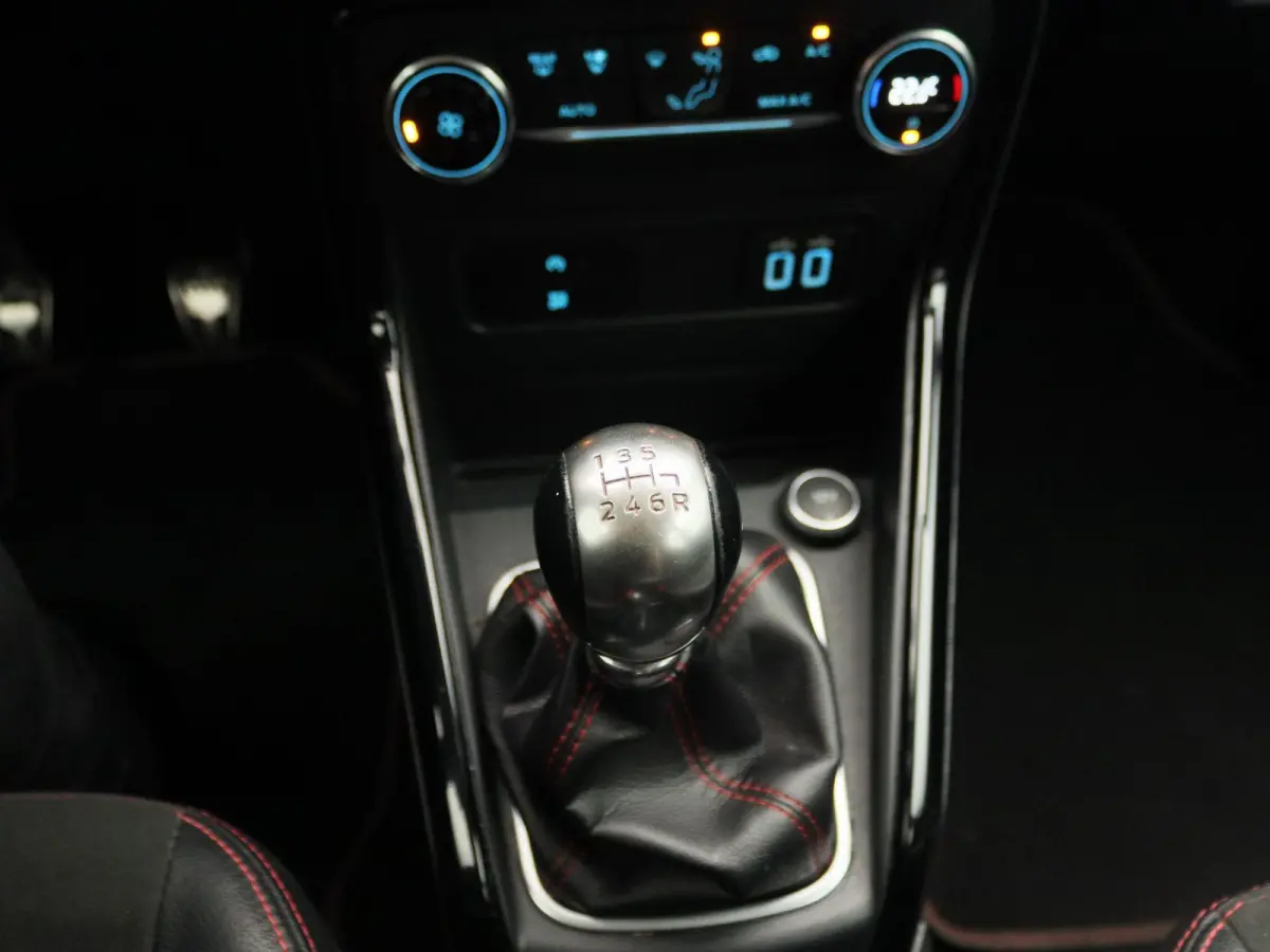1.0 EcoBoost ST-Line Navigatie | Cruise control | Climate control | half leder | LMV