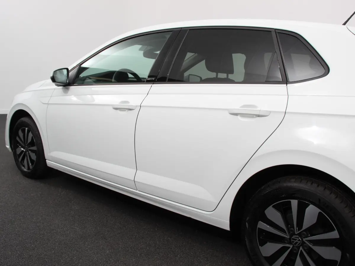 1.0 TSI Move Navigatie App Connect / Android Auto / Apple Carplay Climate Control Parkeer sensoren Lichtmetalen Velgen Dab Digitale Cockpit