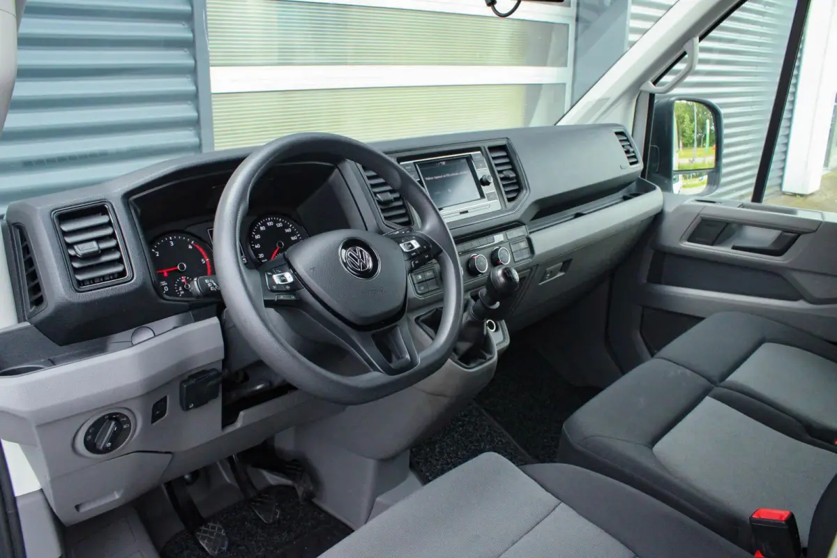 35 2.0 TDI 140pk L4H3 Highline EURO 6 | Achteruitrijcamera | Cruise Control | Imperiaal | Side Assist | Trekhaak