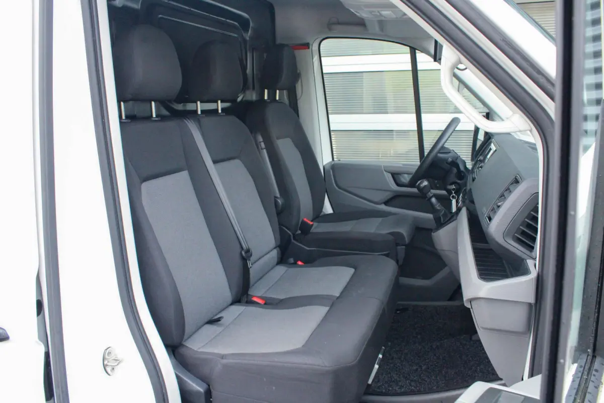 35 2.0 TDI 140pk L4H3 Highline EURO 6 | Achteruitrijcamera | Cruise Control | Imperiaal | Side Assist | Trekhaak