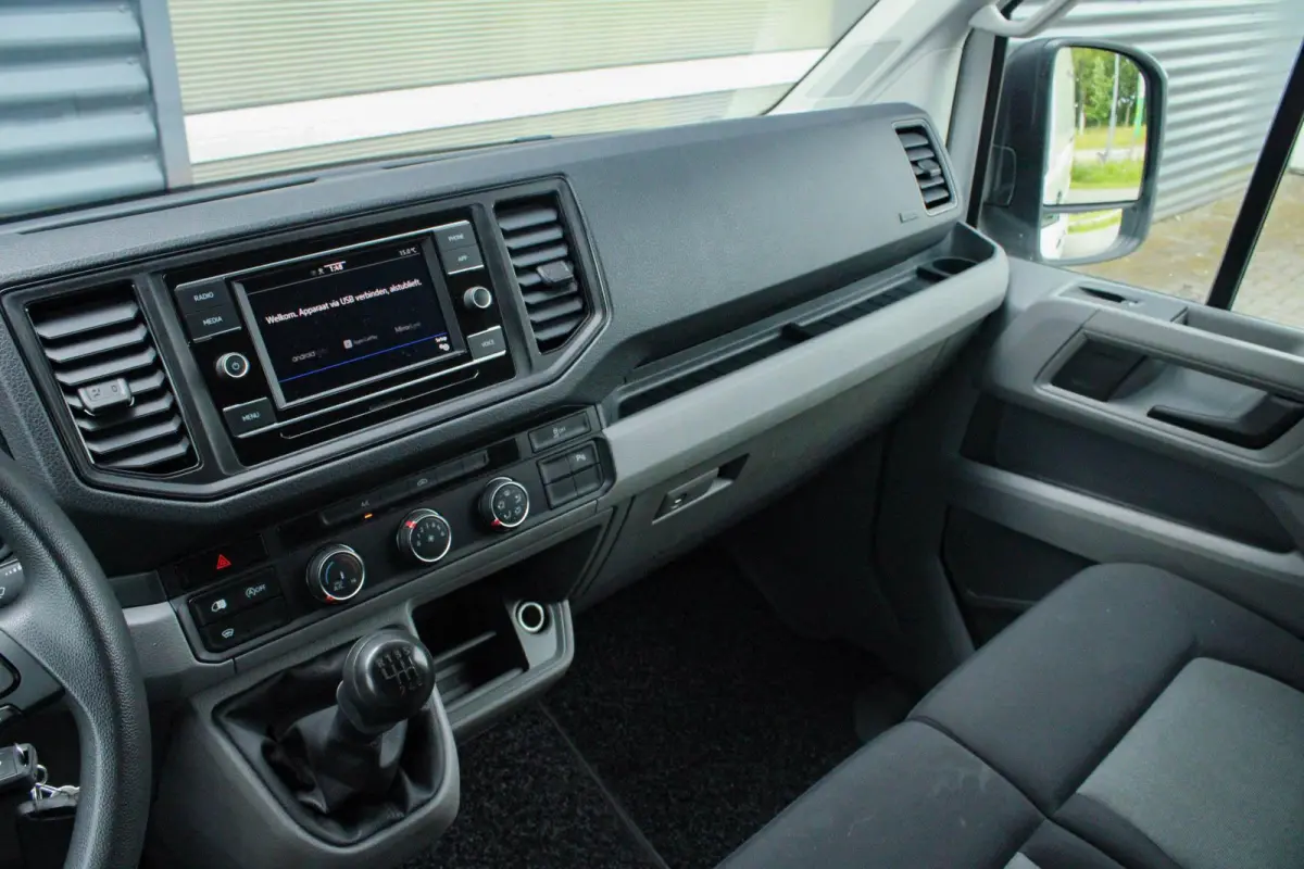 35 2.0 TDI 140pk L4H3 Highline EURO 6 | Achteruitrijcamera | Cruise Control | Imperiaal | Side Assist | Trekhaak