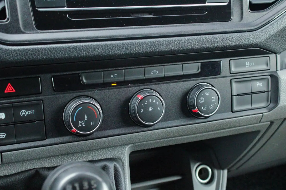 35 2.0 TDI 140pk L4H3 Highline EURO 6 | Achteruitrijcamera | Cruise Control | Imperiaal | Side Assist | Trekhaak
