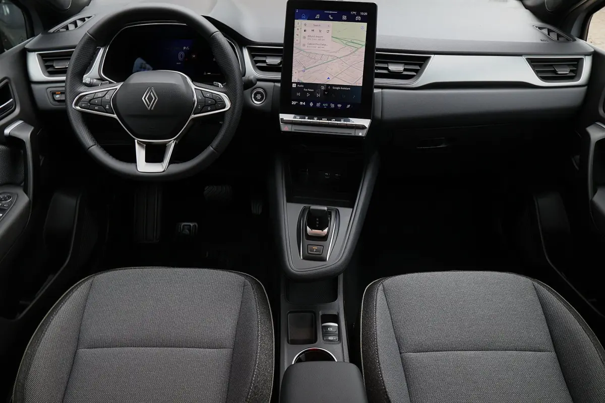 1.3 mild hybrid 140 EDC techno Winterpakket 4 seizoenen banden