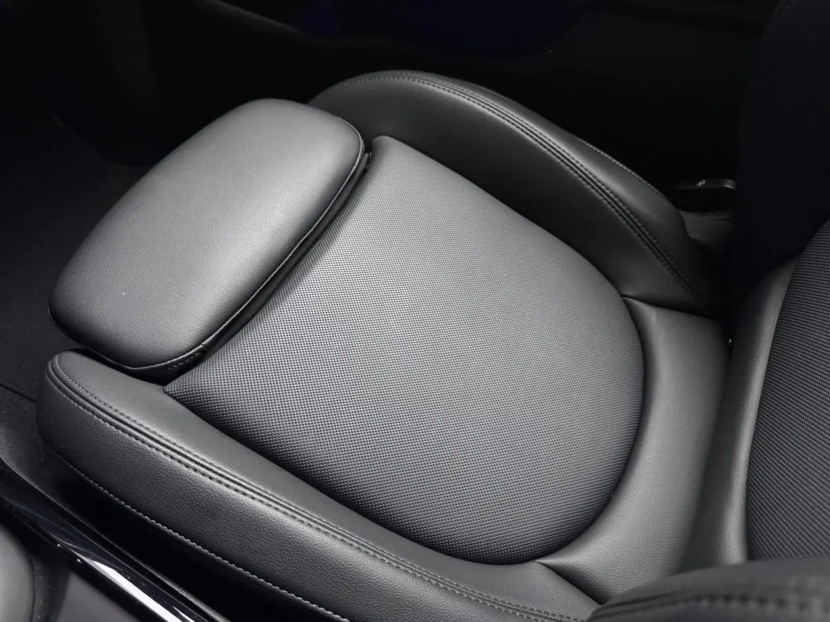 1.5 AUTOMAAT|DEALEROH|LED|CARPLAY|INDIAN RED