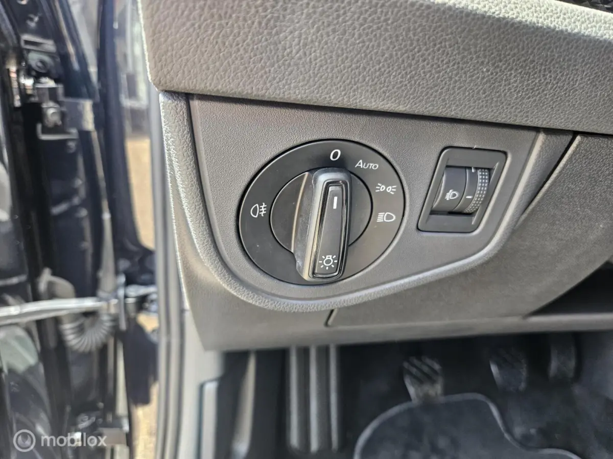 1.0 TSI Life Navi/Pdc