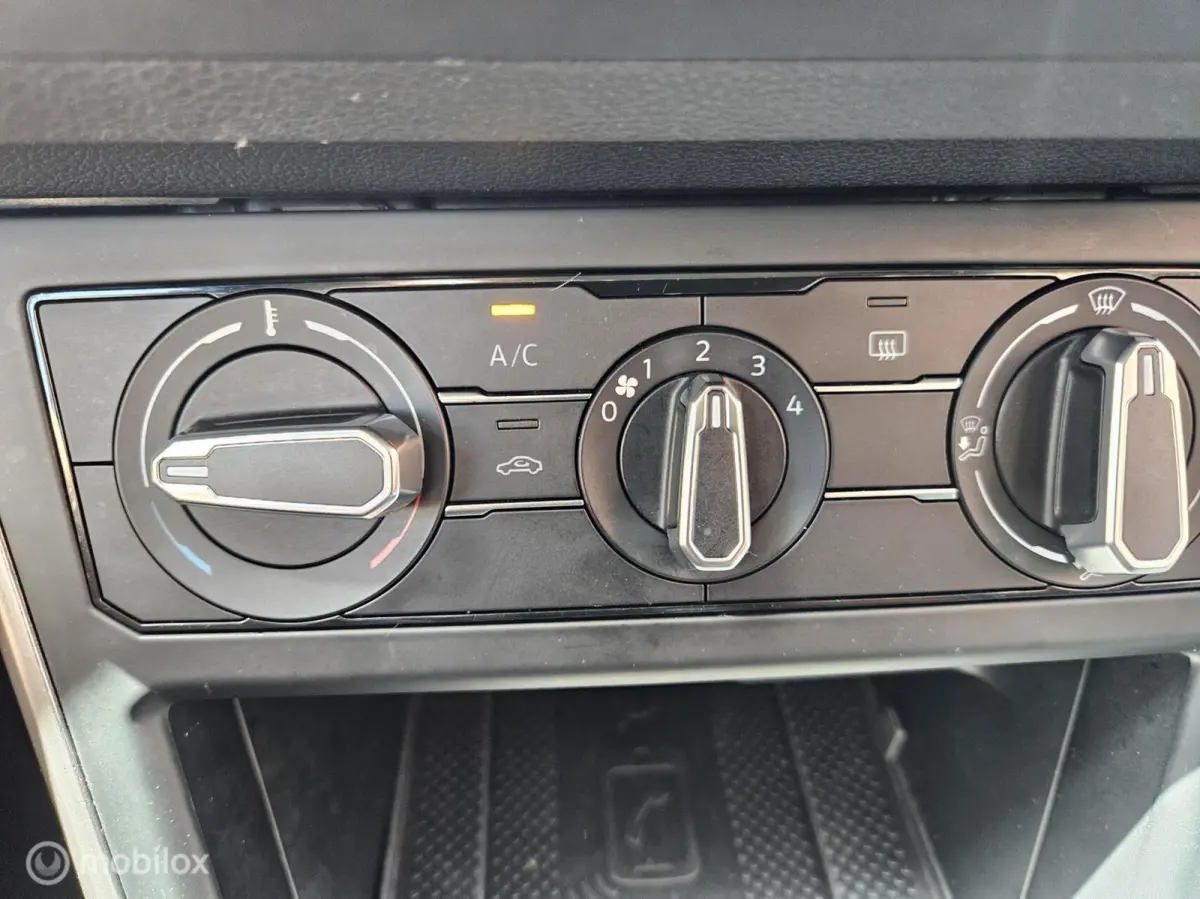 1.0 TSI Life Navi/Pdc