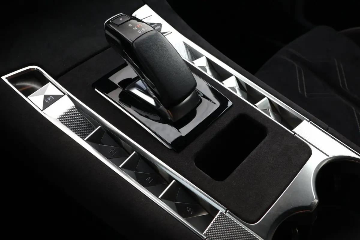 E-Tense 225 Performance Line