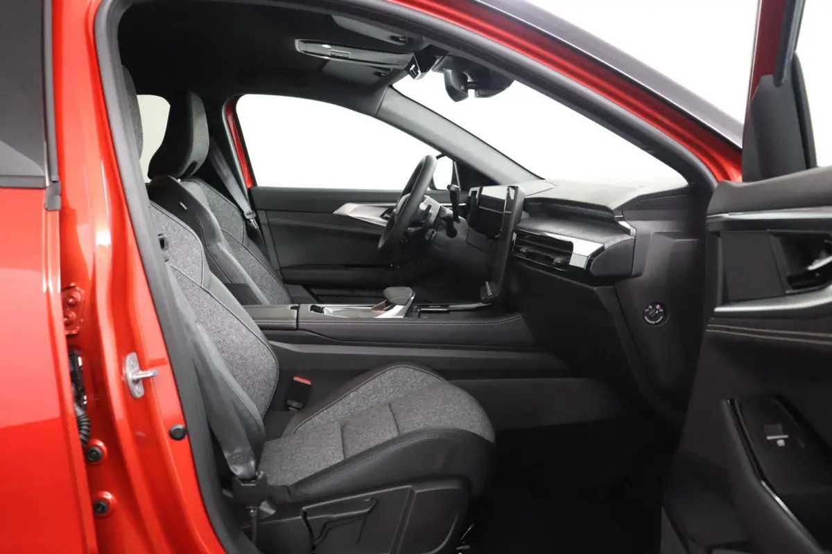 techno full hybrid E-Tech 200 | Pack Comfort |