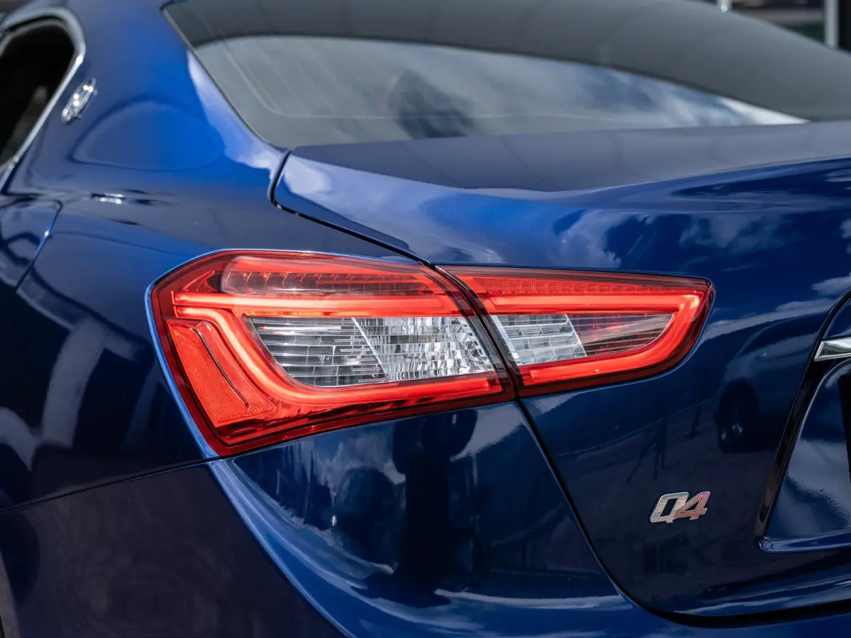 3.0 S Q4 410PK | Shuifdak | Vol Leder | Alcantara