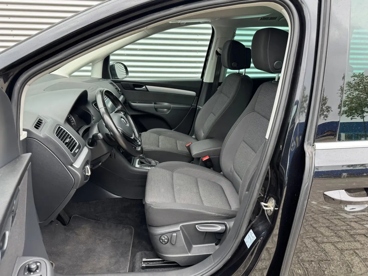 1.4 TSI Exclusive Autom,7 Persoons,stoelverwarming,carplay/navigatie