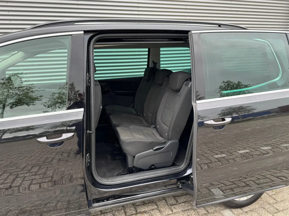 1.4 TSI Exclusive Autom,7 Persoons,stoelverwarming,carplay/navigatie