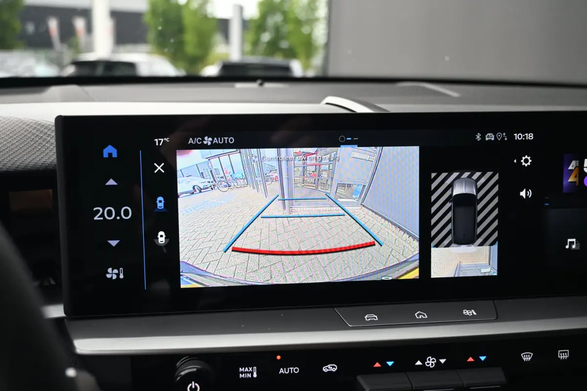 1.2 Turbo Hybrid Business Edition DEMO-DEAL! | Navigatie | Stoel/Stuurverwarming | Achteruitrijcamera | Comfortstoelen | !!