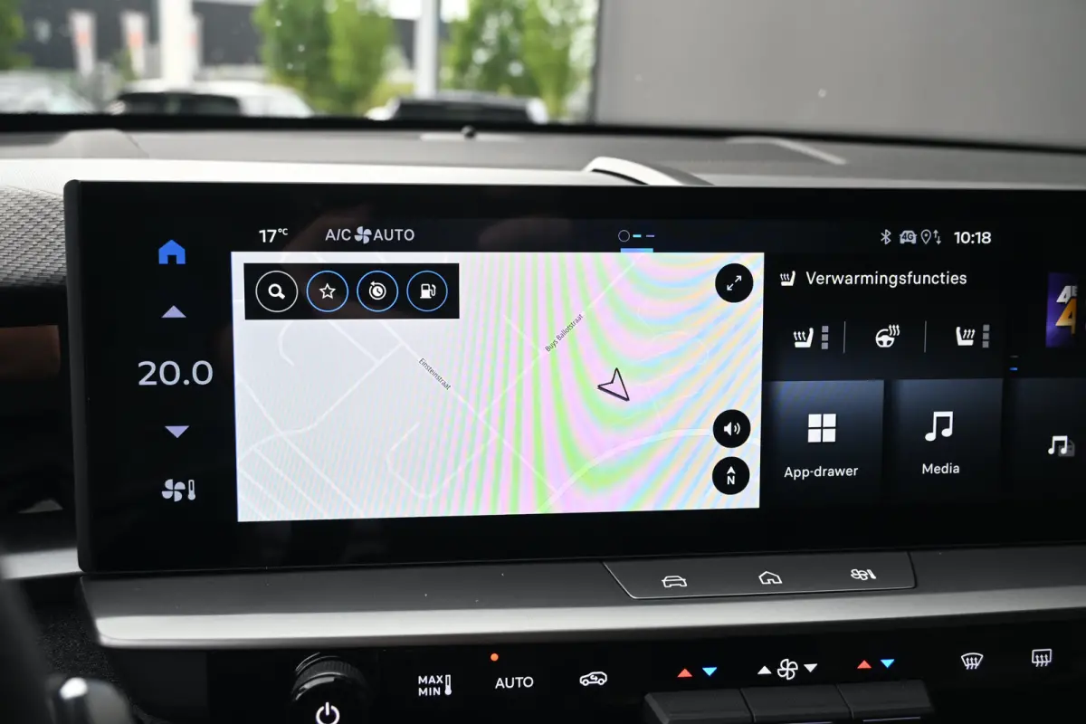 1.2 Turbo Hybrid Business Edition DEMO-DEAL! | Navigatie | Stoel/Stuurverwarming | Achteruitrijcamera | Comfortstoelen | !!