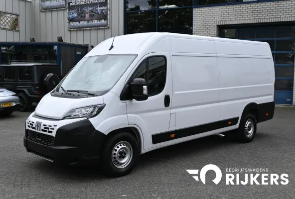 L4H2 140 pk 2.2 MultiJet 3.5t Maxi Camera, 270 Graden achterdeuren