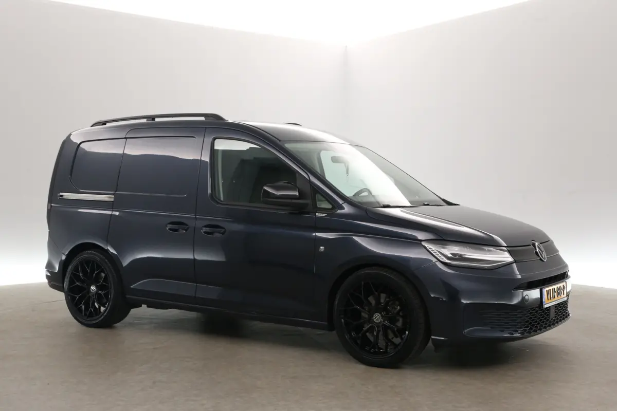 2.0 TDI 123PK 1st Edition | Automaat | Airco | Camera | 19" LMV | Cruise | Virtual | Carplay