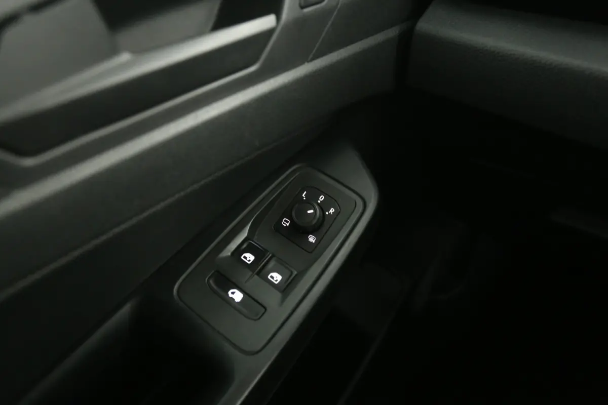 2.0 TDI 123PK 1st Edition | Automaat | Airco | Camera | 19" LMV | Cruise | Virtual | Carplay
