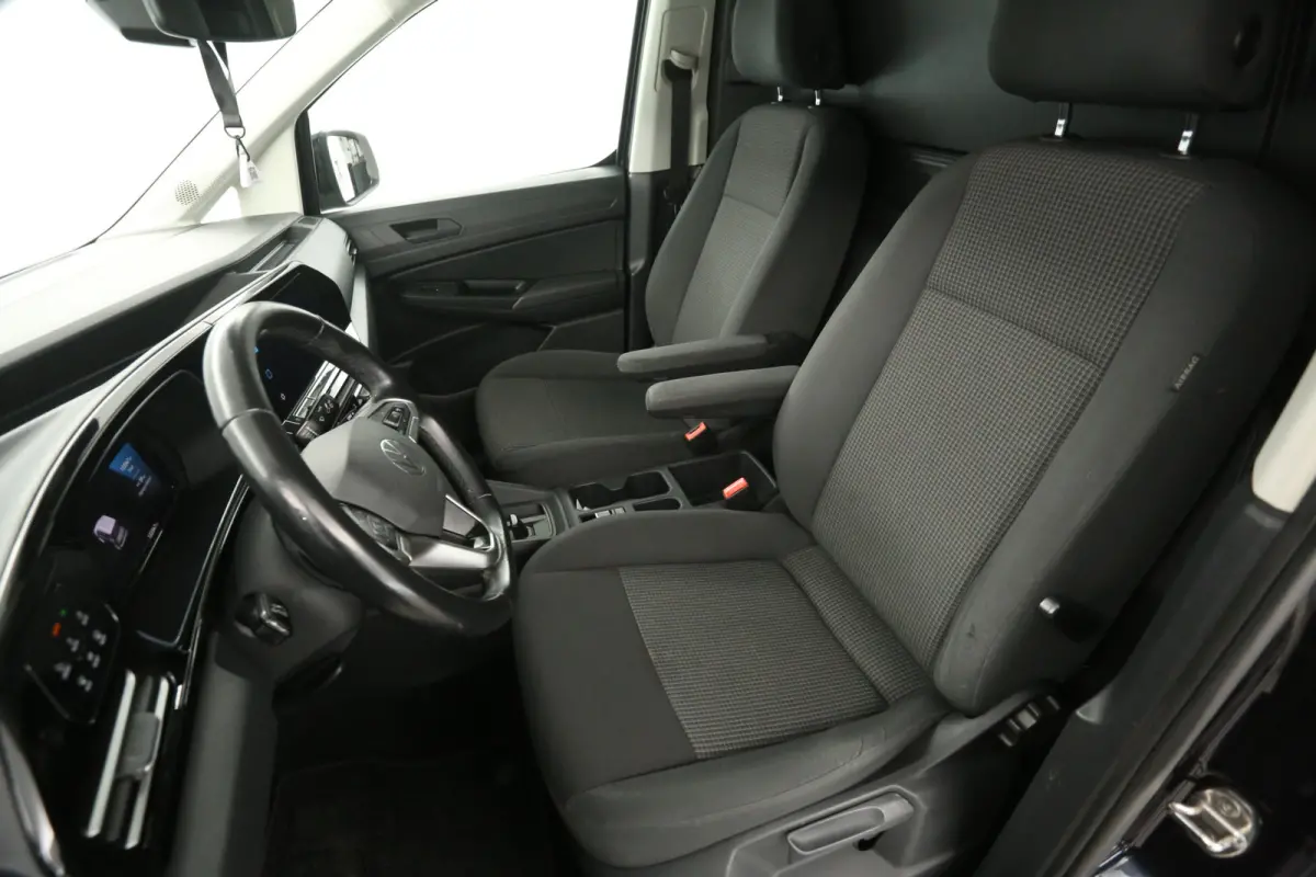 2.0 TDI 123PK 1st Edition | Automaat | Airco | Camera | 19" LMV | Cruise | Virtual | Carplay