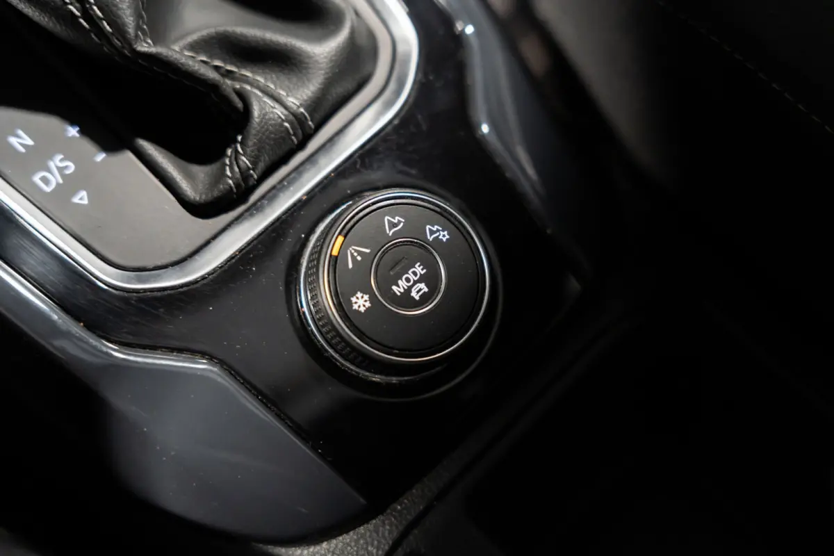2.0 TSI 4Motion DSG R-Line Pano Navi Camera