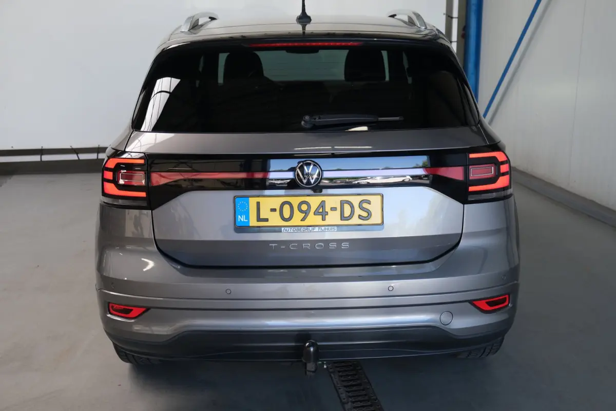 1.0 TSI Style Business 2x R-Line Automaat - Airco, Cruise, Virtueel display, Camera, Carplay, Trekhaak.