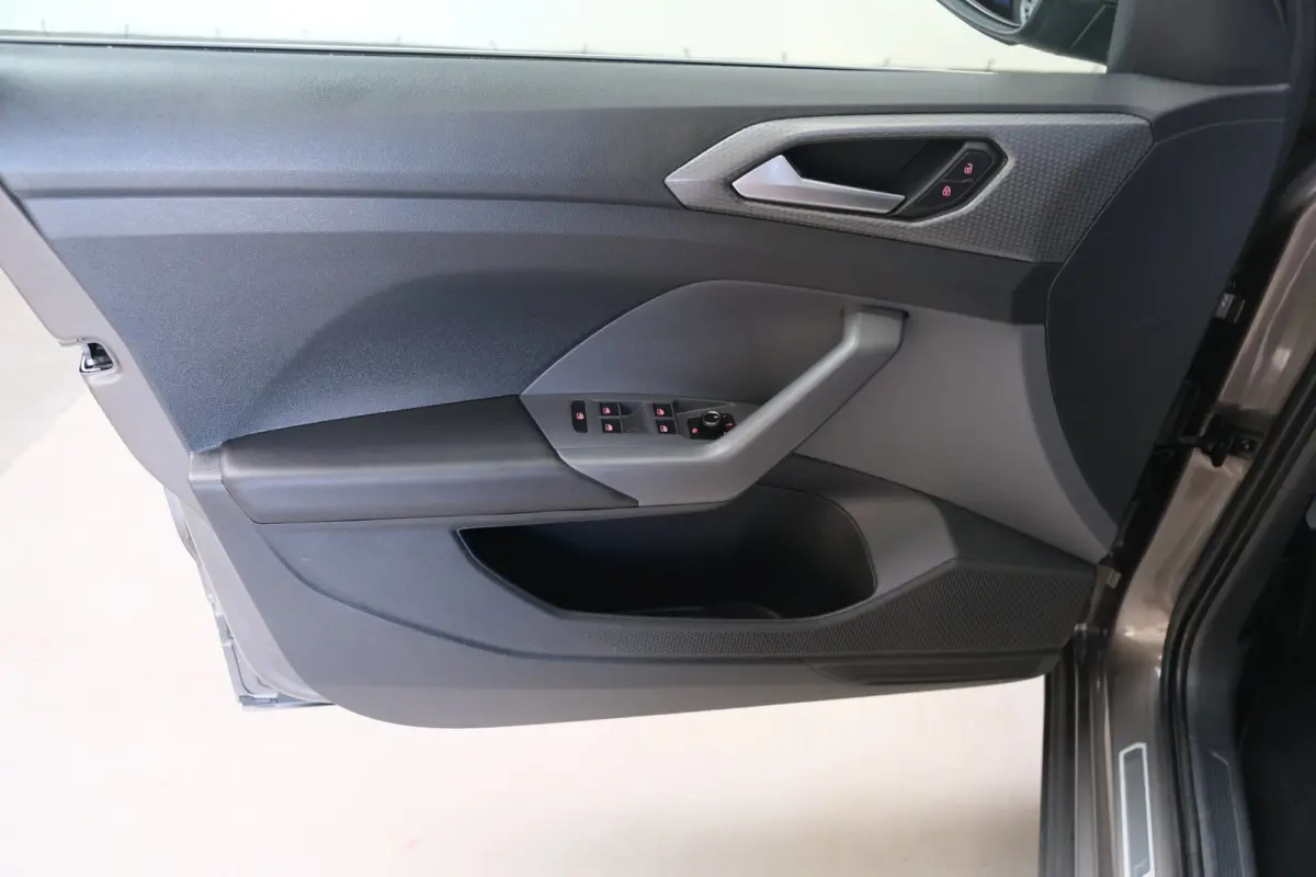 1.0 TSI Style Business 2x R-Line Automaat - Airco, Cruise, Virtueel display, Camera, Carplay, Trekhaak.