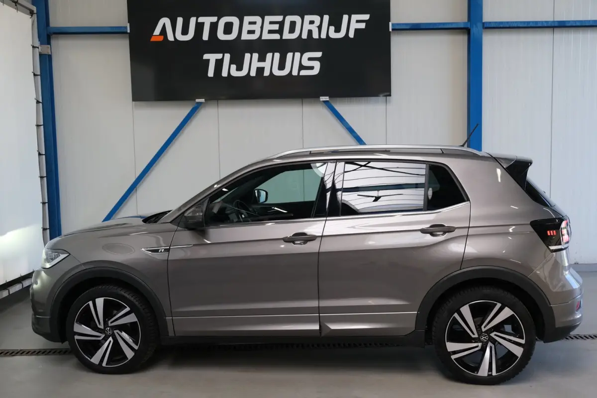 1.0 TSI Style Business 2x R-Line Automaat - Airco, Cruise, Virtueel display, Camera, Carplay, Trekhaak.