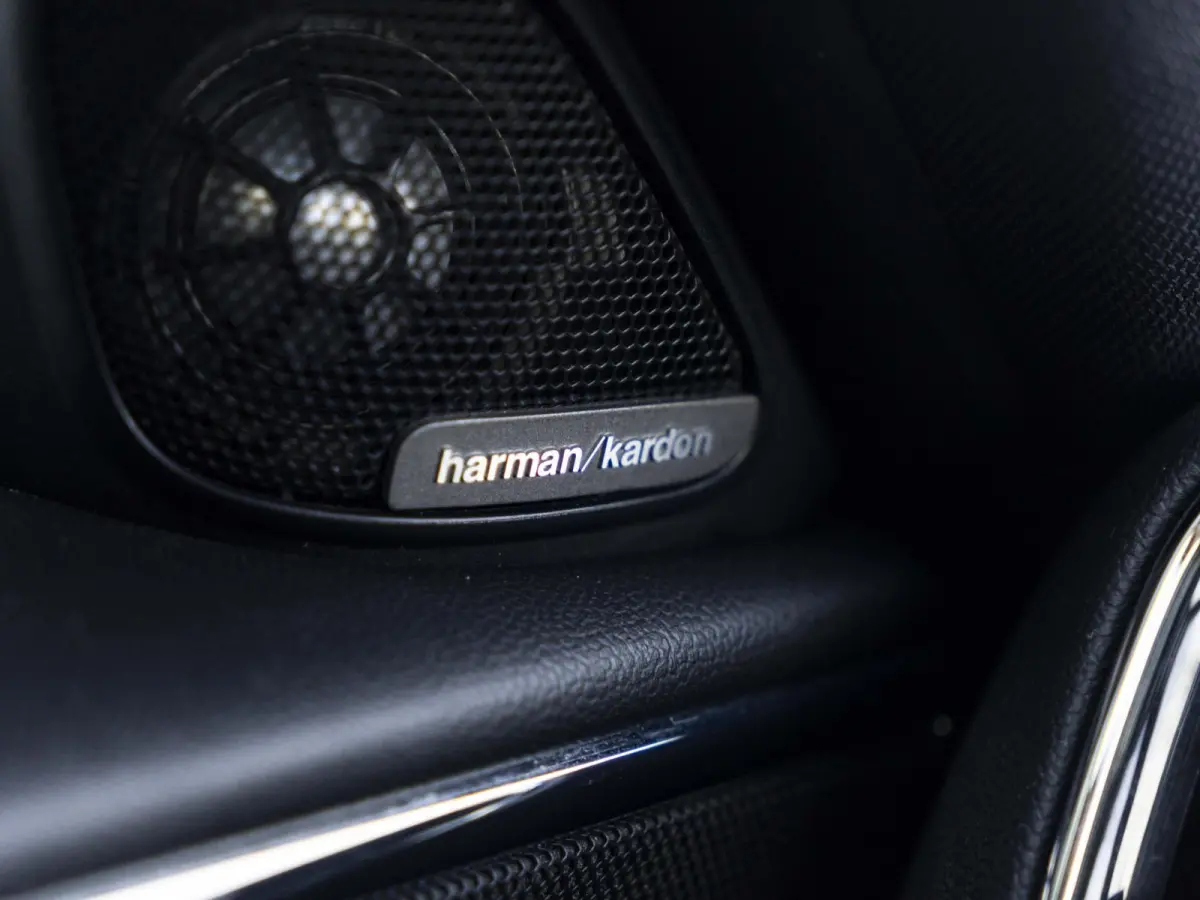 Cooper SE ALL4 Chili SoH 96% | Achteruitrijcamera | Elektrische achterklep | Glazen panoramadak | Active Cruise Control | Stoelverwarming |