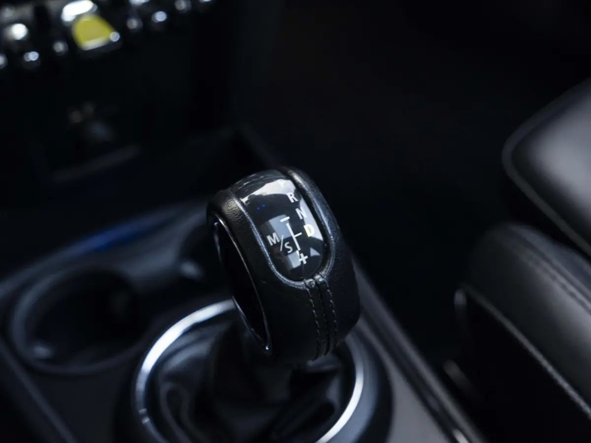 Cooper SE ALL4 Chili SoH 96% | Achteruitrijcamera | Elektrische achterklep | Glazen panoramadak | Active Cruise Control | Stoelverwarming |