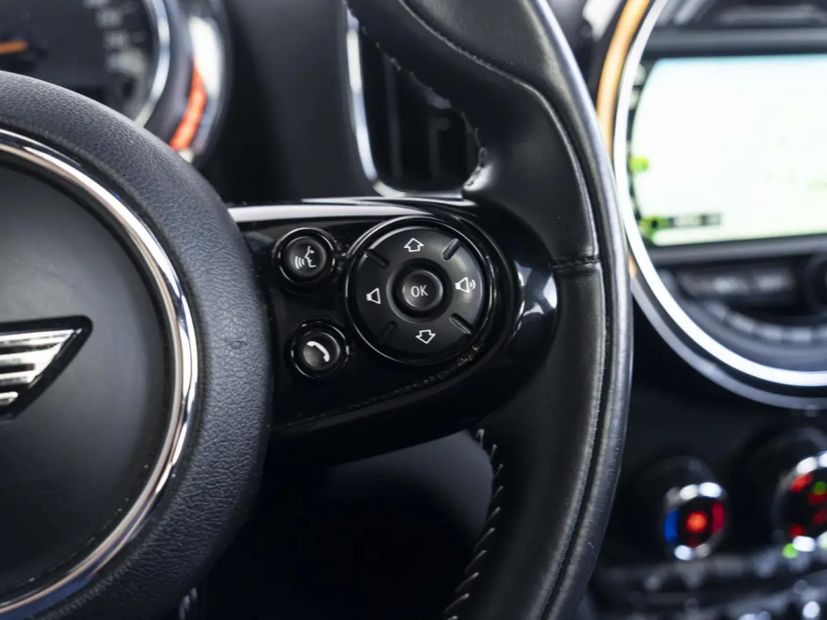 Cooper SE ALL4 Chili SoH 96% | Achteruitrijcamera | Elektrische achterklep | Glazen panoramadak | Active Cruise Control | Stoelverwarming |