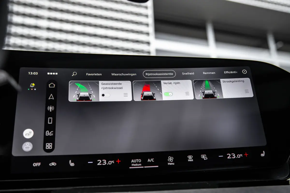 S edition | Adaptive air suspension | Adaptive cruise control | Audi sound system
