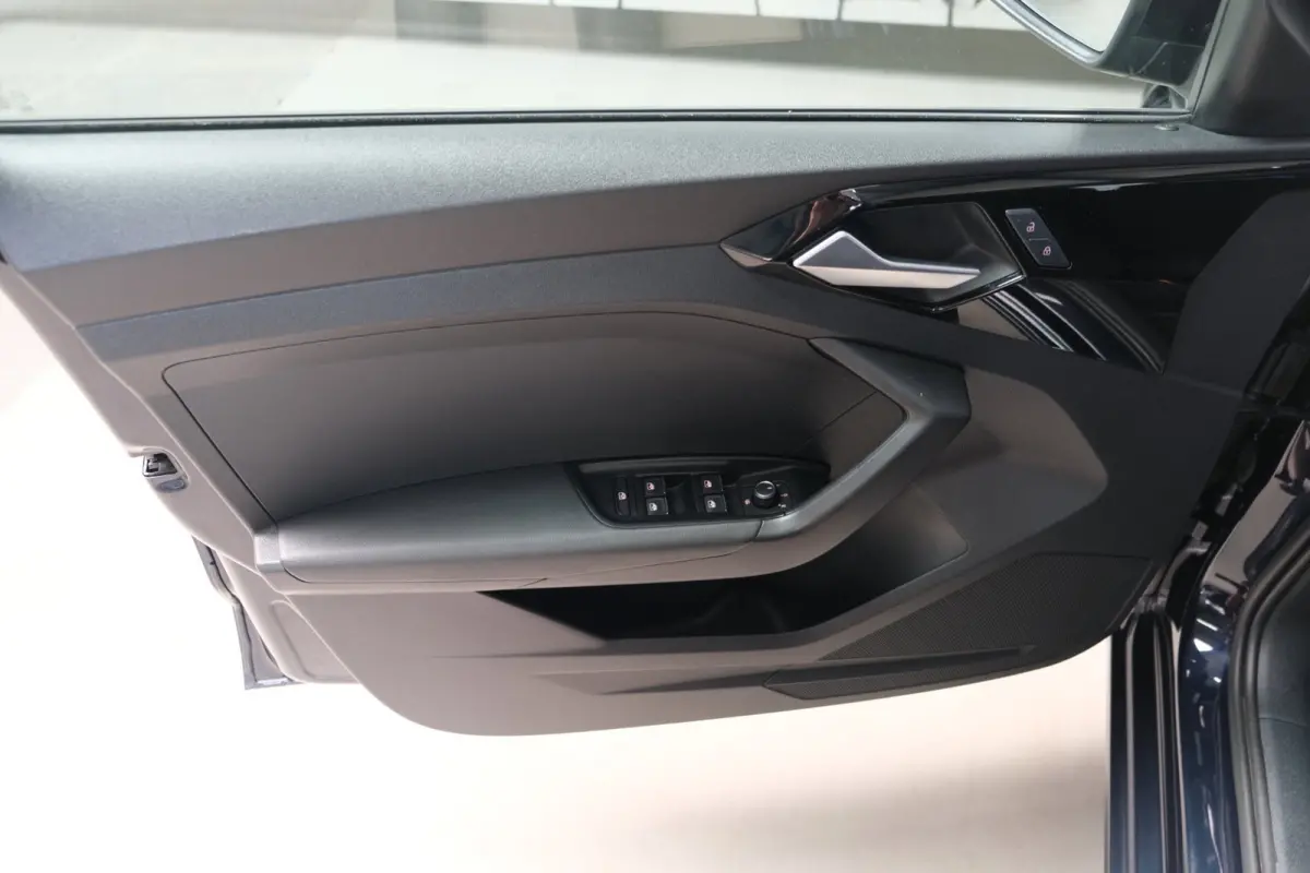 30 TFSI Pro Line Automaat - N.A.P. Airco, Cruise, Navi, PDC, Carplay, Virtual Display.