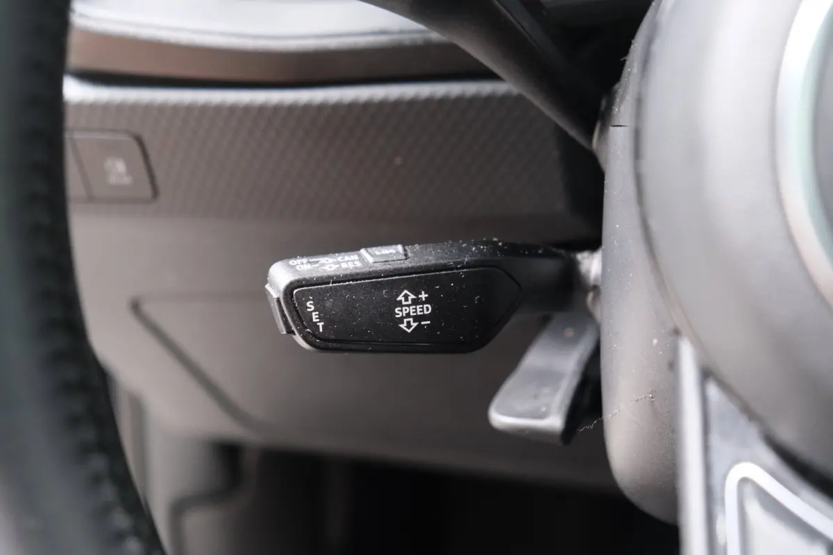 30 TFSI Pro Line Automaat - N.A.P. Airco, Cruise, Navi, PDC, Carplay, Virtual Display.
